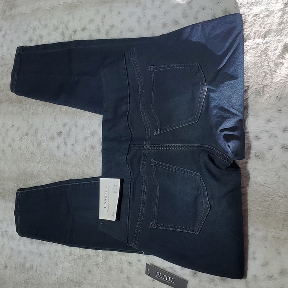 Christopher & Banks Mid Rise Shaped Fit Pull On Blue Denim Legging Size SP NWT - Picture 7 of 7